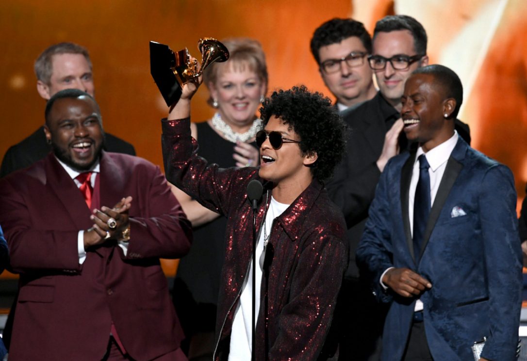 Bruno Mars Sukses Gondol 6 Penghargaan di Grammy Awards 2018